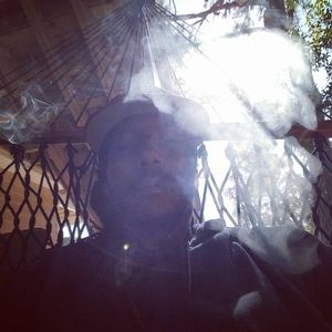 Meet your Posher, Derek